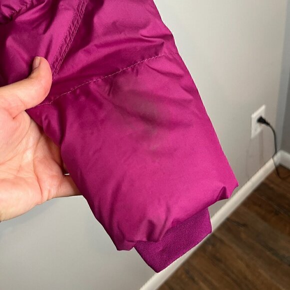 Athleta Downtown Puffer Jacket in Magenta Fuschia - Picture 5 of 9